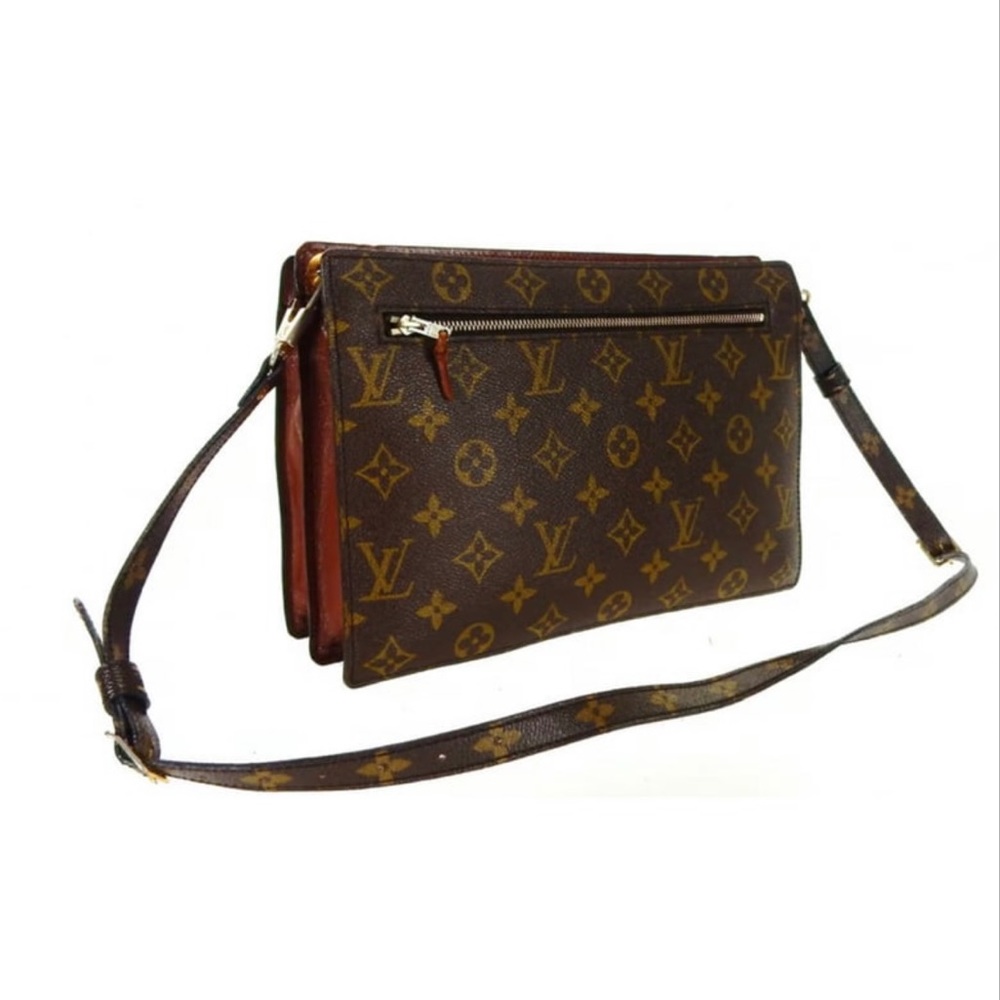 Louis Vuitton Enghien Cross-Body Shoulder Bag Excellent Condition-With Dust Bag.